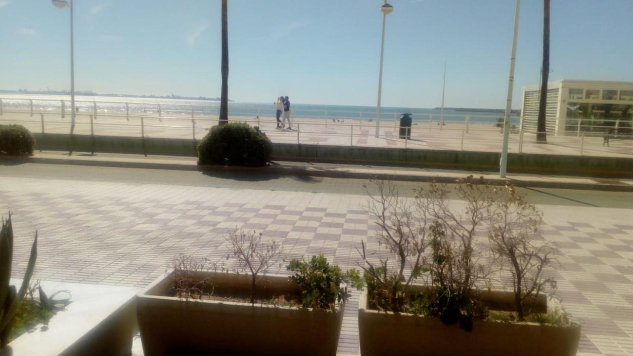 Apartamento Valdelagrana El Puerto de Santa María Esterno foto